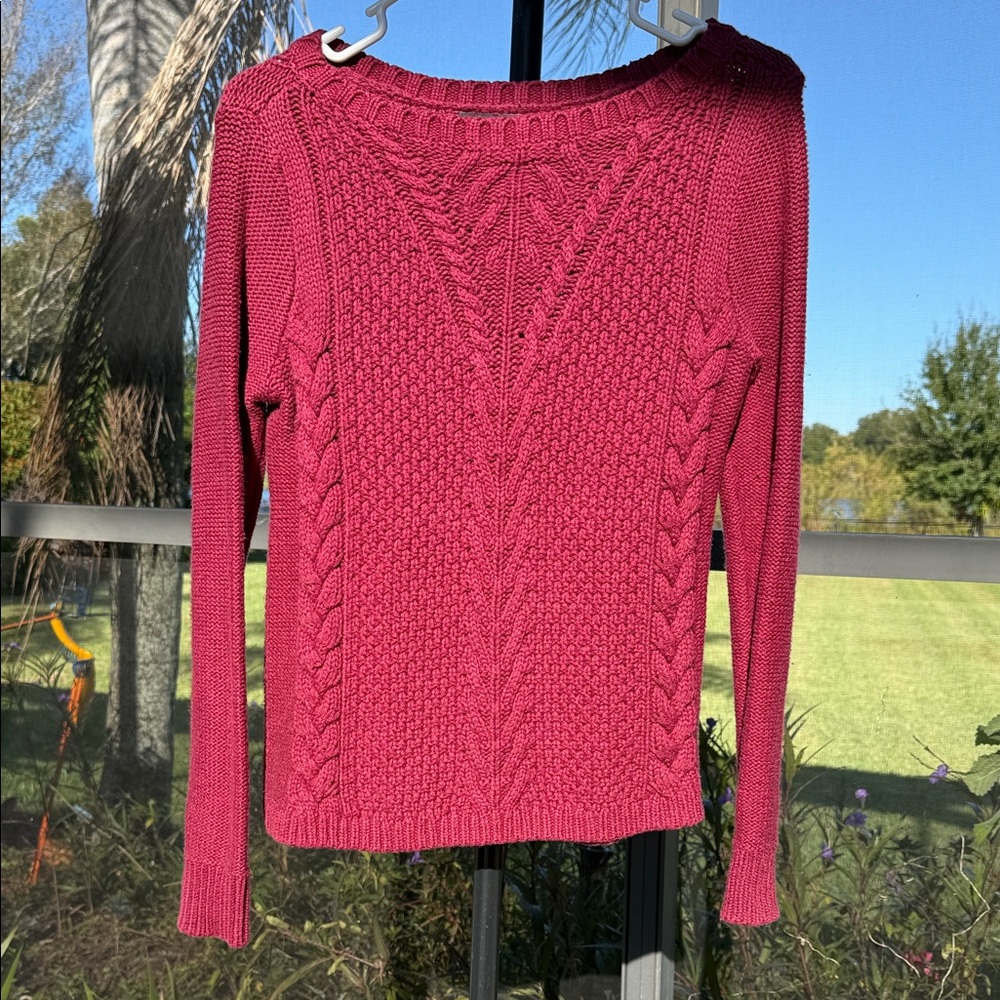 Banana Republic Women's Sweater - Deep Red